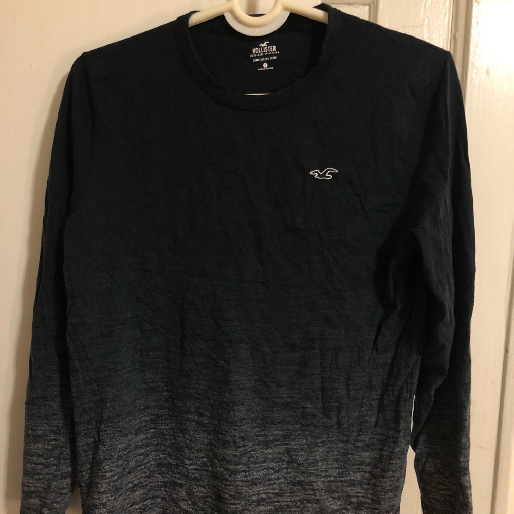 3 Hollister Long Sleeves (Great Condition)